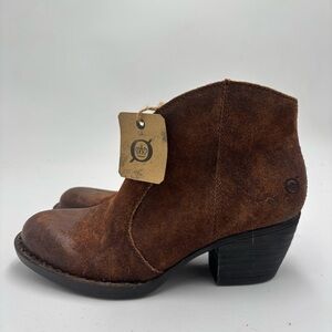 NEW Born Women’s 7.5 Brown Leather Side Zip Michel Western Ankle Boots